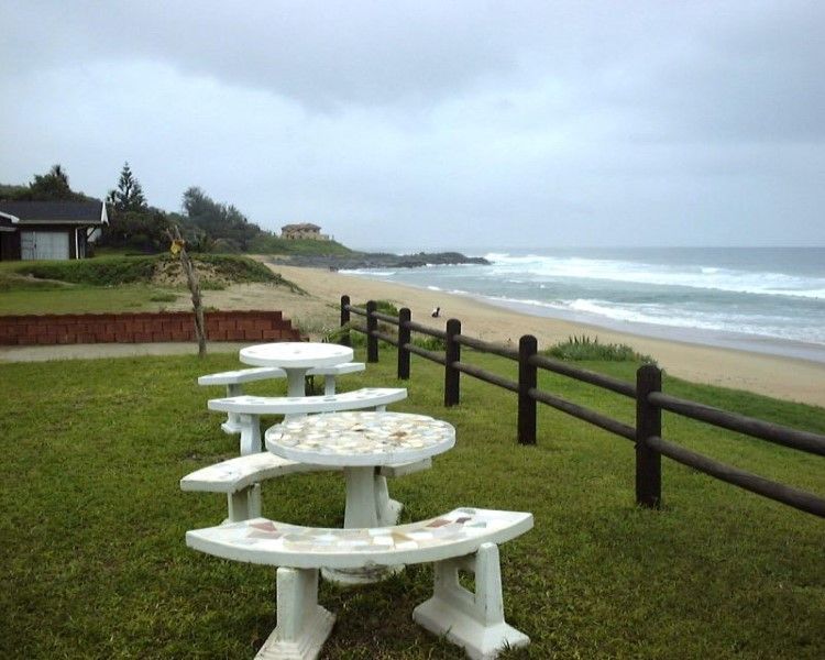 Scottburgh Beach Front Garden Cottages